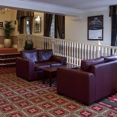 Tong Park Hotel
